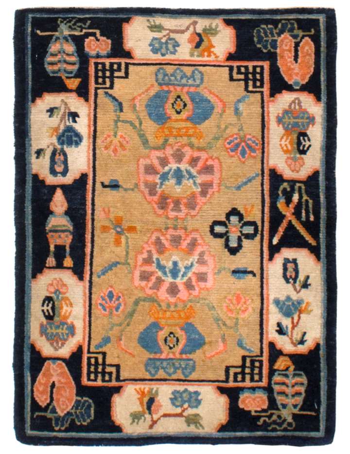 Seat rug with lotus design